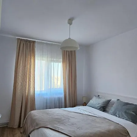 Apartment And Travel *